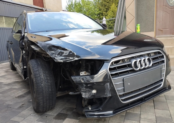 Audi A4 cena 24700 przebieg: 209000, rok produkcji 2013 z Opole Lubelskie małe 781